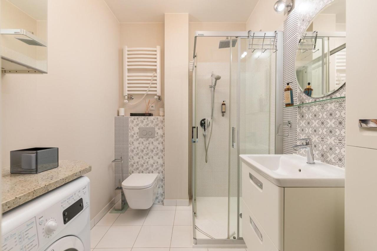 Rent Like Home - Nowy Swiat 47A Варшава Экстерьер фото