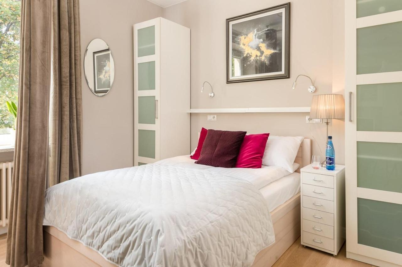 Rent Like Home - Nowy Swiat 47A Варшава Экстерьер фото