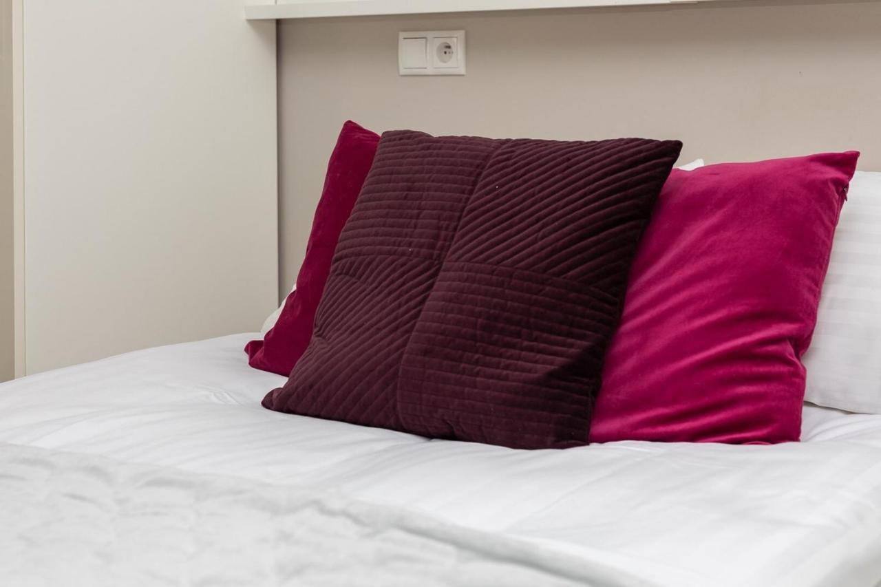 Rent Like Home - Nowy Swiat 47A Варшава Экстерьер фото